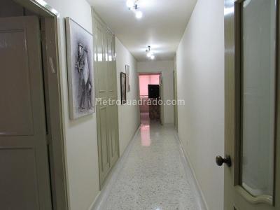 Apartamento de 3 alcobas en venta en Alto Prado, Barranquilla, 254 m² · foto 10 de 14