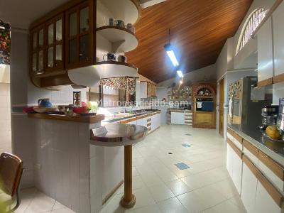 Casa de 3 alcobas en venta en Riomar, Barranquilla, 535 m² · foto 6 de 19