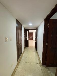 Apartamento de 3 alcobas en venta en Alto Prado, Barranquilla, 220 m² · foto 4 de 11