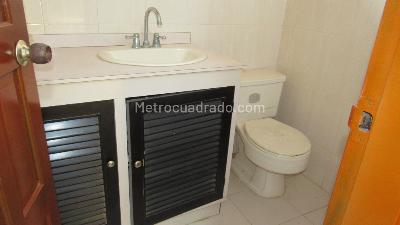 Apartamento de 3 alcobas en venta en Altos De Riomar, Barranquilla, 283 m² · foto 6 de 9