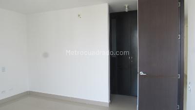 Apartamento de 3 alcobas en arriendo en Villa Carolina, Barranquilla, 99 m² · foto 7 de 9