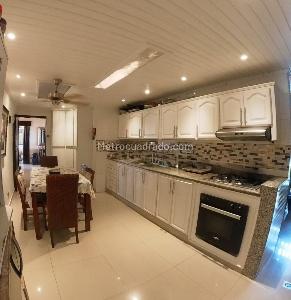 Apartamento de 3 alcobas en venta en Villa Del Este, Barranquilla, 179 m² · foto 5 de 12