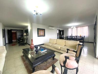 Apartamento de 3 alcobas en venta en Alto Prado, Barranquilla, 200 m² · foto 2 de 12