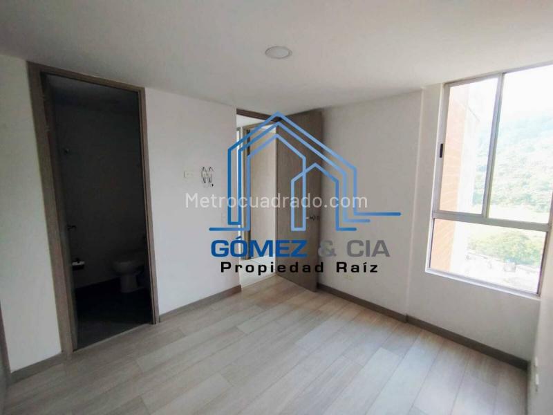 Cozy 3BR Apartment in Sabaneta - 9