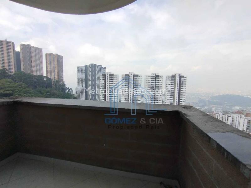 Apartamento de 3 Alcobas con Vista en La Loma del Indio - 4
