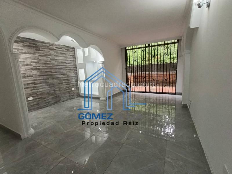 Renovated 3BR Apartment with Pool in La Frontera
