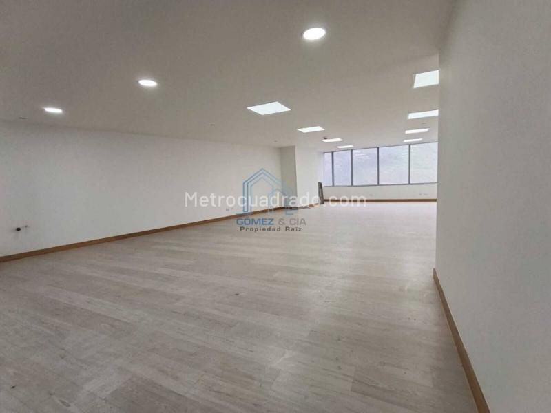 Oficina en Arriendo, Las Palmas, Medellín - Más