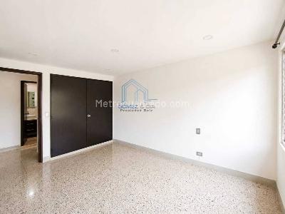 Apartamento de 3 alcobas en venta en Laureles, Medellín, 148 m² · foto 8 de 15