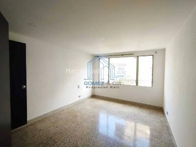 Apartamento de 3 alcobas en venta en Laureles, Medellín, 148 m² · foto 11 de 15