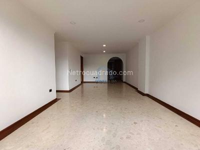 Apartamento en Arriendo, Altos Del Poblado, Medellín