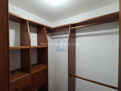 Apartamento de 3 alcobas en arriendo en El Tesoro, Medellín, 175 m² · foto 11 de 17