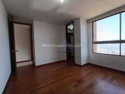 Apartamento de 3 alcobas en arriendo en El Tesoro, Medellín, 175 m² · foto 12 de 17