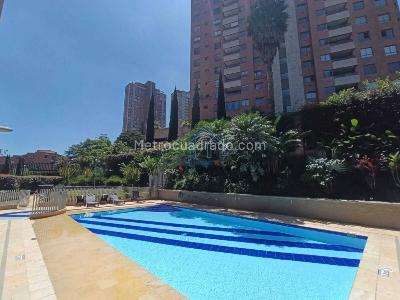 Apartamento de 3 alcobas en arriendo en El Tesoro, Medellín, 175 m² · foto 17 de 17