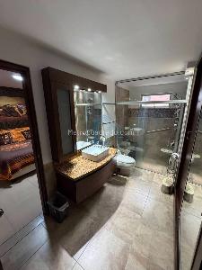 Apartamento de 3 alcobas en venta en Laureles, Medellín, 180 m² · foto 4 de 20