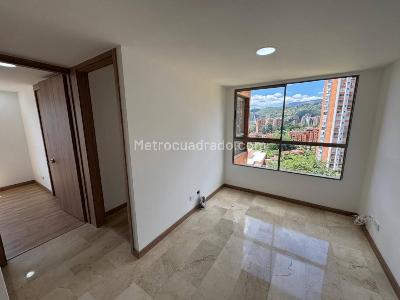 Apartamento de 3 alcobas en venta en El Tesoro, Medellín, 160 m² · foto 12 de 20