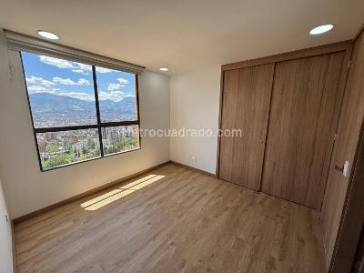Apartamento de 3 alcobas en venta en El Tesoro, Medellín, 160 m² · foto 19 de 20