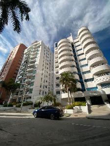 Apartamento de 3 alcobas en venta en Altos De Riomar, Barranquilla, 185 m² · foto 4 de 15