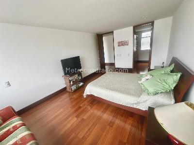 Apartamento de 3 alcobas en venta en Santa Paula, Bogotá, 162 m² · foto 12 de 20
