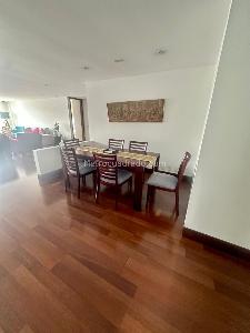Apartamento de 3 alcobas en venta en Santa Paula, Bogotá, 162 m² · foto 8 de 20