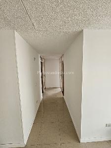 Apartamento de 3 alcobas en venta en El Recreo Usaquen, Bogotá, 67 m² · foto 7 de 13
