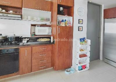Casa de 5 alcobas en venta en La Castellana, Barranquilla, 309 m² · foto 8 de 20