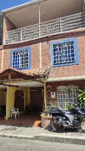 Casa de 5 alcobas en venta en Anillo Vial, Floridablanca, 160 m² · foto 5 de 20