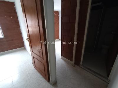 Casa de 5 alcobas en venta en Anillo Vial, Floridablanca, 160 m² · foto 11 de 20