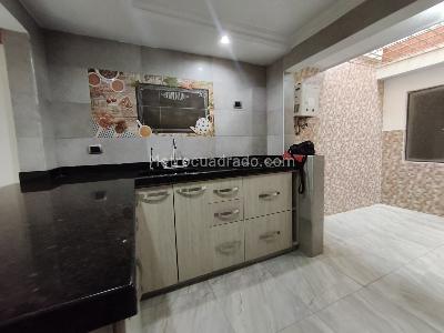 Casa de 4 alcobas en venta en Versalles, Floridablanca, 98 m² · foto 5 de 20