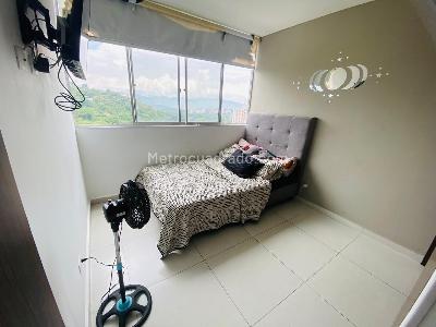 Apartamento de 3 alcobas en venta en Conj Res Sacromonte, Floridablanca, 75 m² · foto 15 de 19