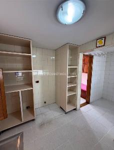 Apartamento de 4 alcobas en venta en Sotomayor, Bucaramanga, 114 m² · foto 7 de 18