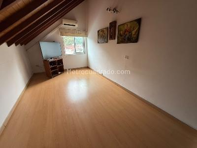 Casa de 4 alcobas en venta en Anillo Vial, Floridablanca, 136 m² · foto 12 de 16