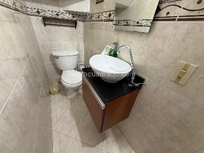 Casa de 4 alcobas en venta en Anillo Vial, Floridablanca, 136 m² · foto 6 de 16