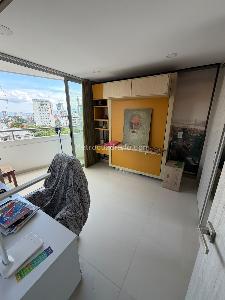Apartamento de 2 alcobas en venta en Cabecera Del Llano, Bucaramanga, 64 m² · foto 4 de 13