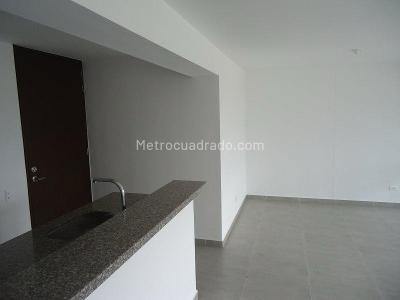 Apartamento de 3 alcobas en venta en Cañaveral, Floridablanca, 81 m² · foto 3 de 8