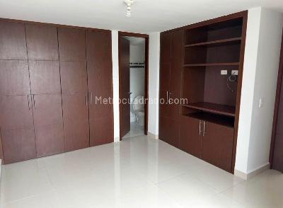 Apartamento de 3 alcobas en venta en Anillo Vial, Floridablanca, 100 m² · foto 3 de 3
