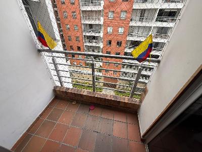 Apartamento de 4 alcobas en venta en Sotomayor, Bucaramanga, 124 m² · foto 2 de 16