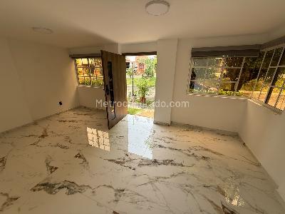 Casa de 4 alcobas en venta en Cañaveral, Floridablanca, 150 m² · foto 2 de 16