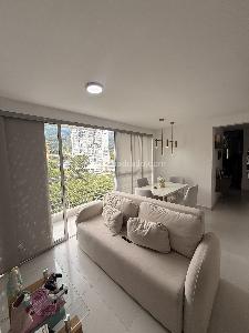 Apartamento de 3 alcobas en venta en Abadia Conj Res Monte Casino, Floridablanca, 78 m² · foto 4 de 18