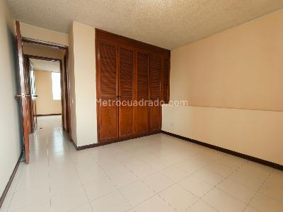Apartamento de 4 alcobas en venta en La Aurora, Bucaramanga, 94 m² · foto 13 de 20