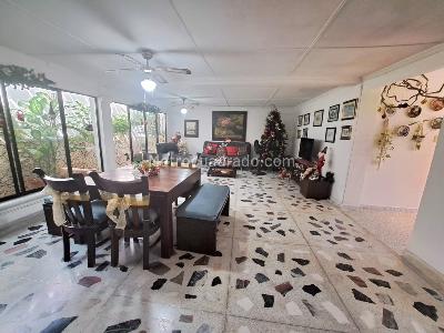 Casa en venta en Paraiso, Barranquilla · foto 2 de 16