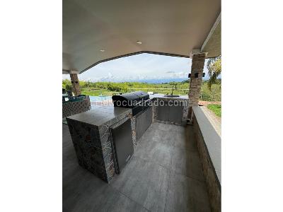 Casa de 3 alcobas en venta en Cerritos, Pereira, 1000 m² · foto 10 de 18