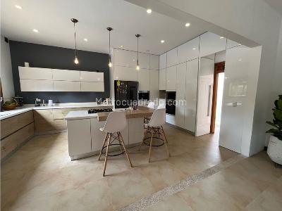 Casa de 5 alcobas en arriendo en Cerritos, Pereira, 900 m² · foto 2 de 20