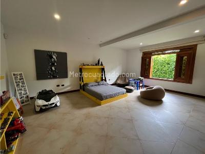 Casa de 5 alcobas en arriendo en Cerritos, Pereira, 900 m² · foto 16 de 20
