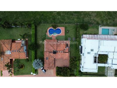 Casa de 3 alcobas en venta en Cerritos, Pereira, 240 m² · foto 3 de 20