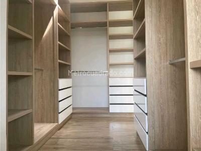 Casa de 4 alcobas en venta en Via Armenia, Pereira, 1800 m² · foto 8 de 18