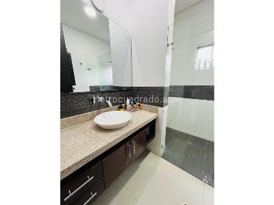 Casa de 4 alcobas en venta en Pinares, Pereira, 240 m² · foto 9 de 20