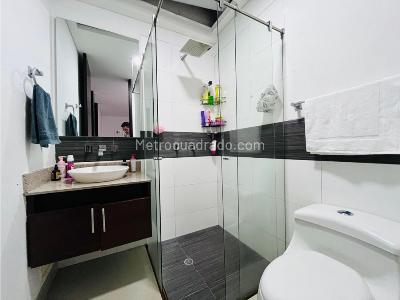Casa de 4 alcobas en venta en Pinares, Pereira, 240 m² · foto 16 de 20