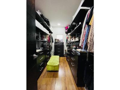 Casa de 4 alcobas en venta en Pinares, Pereira, 240 m² · foto 19 de 20