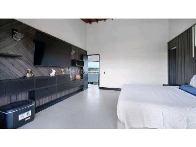 Casa de 5 alcobas en venta en Pueblito Cafetero, Pereira, 350 m² · foto 5 de 20