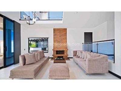 Casa de 5 alcobas en venta en Pueblito Cafetero, Pereira, 350 m² · foto 19 de 20